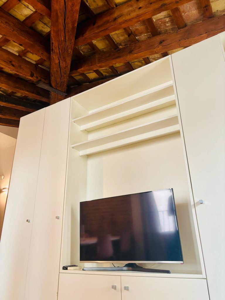 WhatsApp Image 2025-08-27 at 10.19.42-4